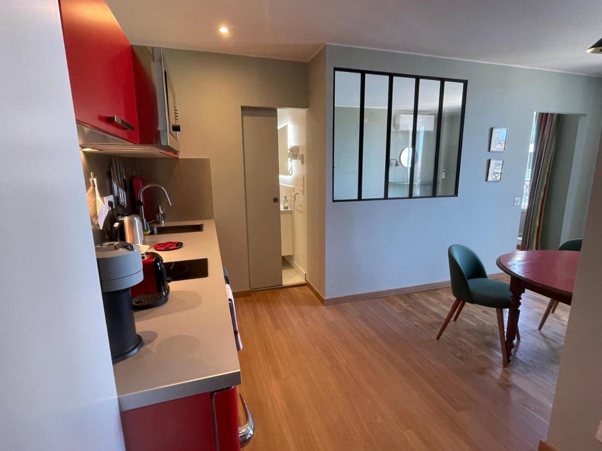 Appartement Mignon Calme Douillet Ascenseur Clim Etage Eleve Proche Parking Et Toutes Commodites Au Coeur Du Toulon Historique Zewnętrze zdjęcie