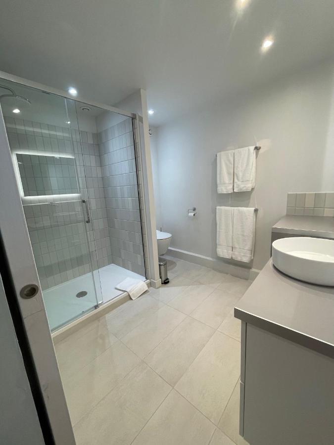 Appartement Mignon Calme Douillet Ascenseur Clim Etage Eleve Proche Parking Et Toutes Commodites Au Coeur Du Toulon Historique Zewnętrze zdjęcie