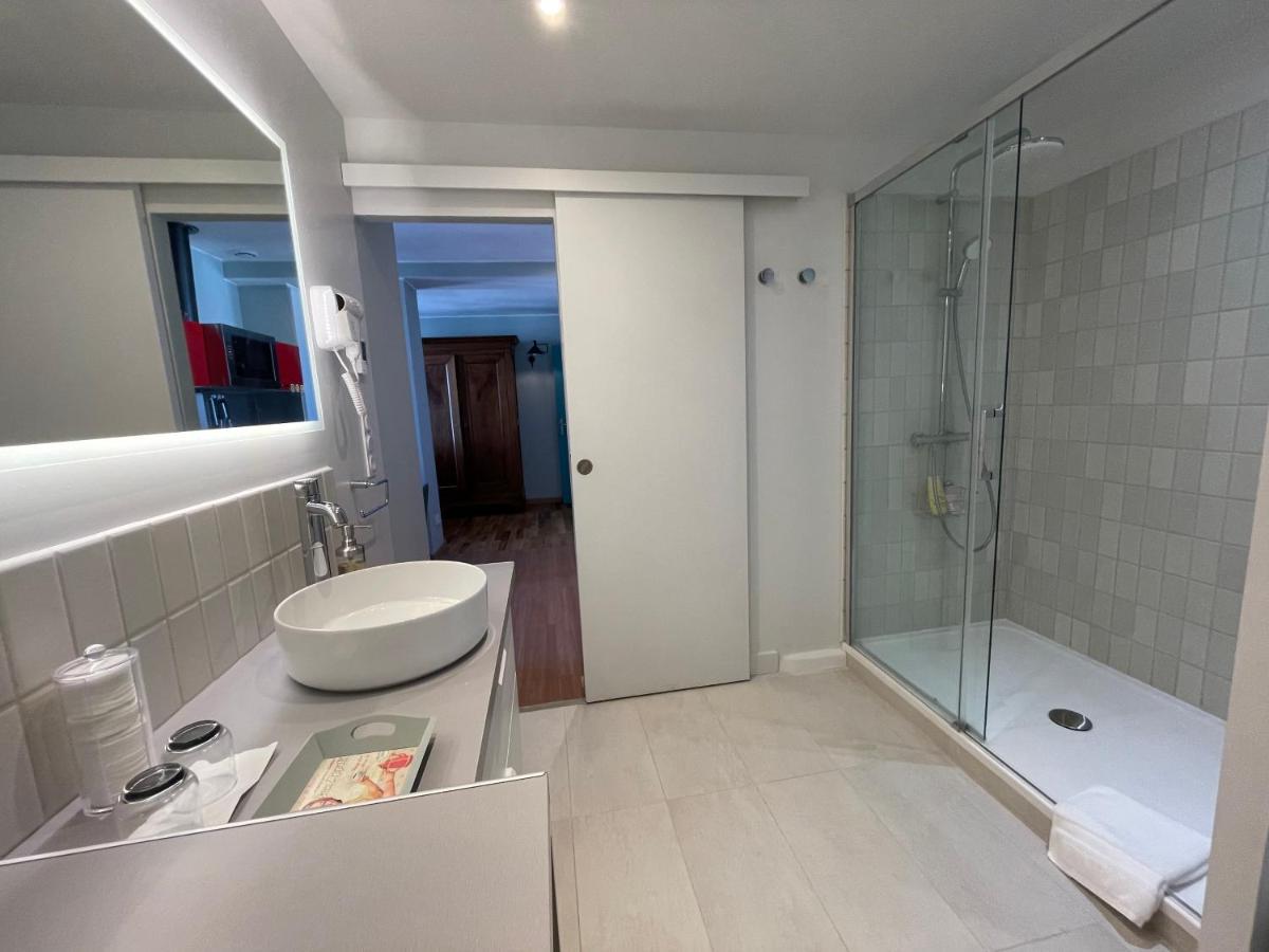 Appartement Mignon Calme Douillet Ascenseur Clim Etage Eleve Proche Parking Et Toutes Commodites Au Coeur Du Toulon Historique Zewnętrze zdjęcie