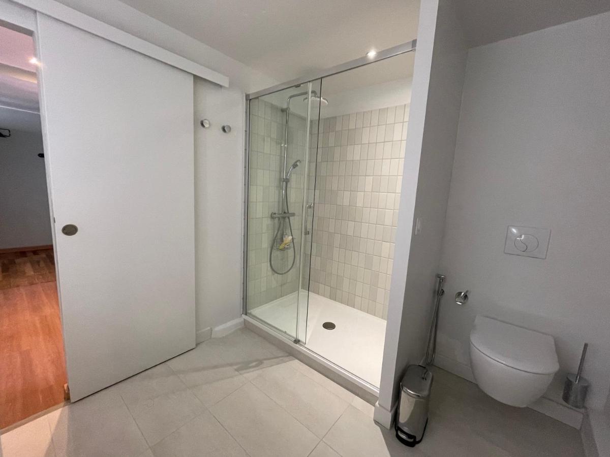 Appartement Mignon Calme Douillet Ascenseur Clim Etage Eleve Proche Parking Et Toutes Commodites Au Coeur Du Toulon Historique Zewnętrze zdjęcie