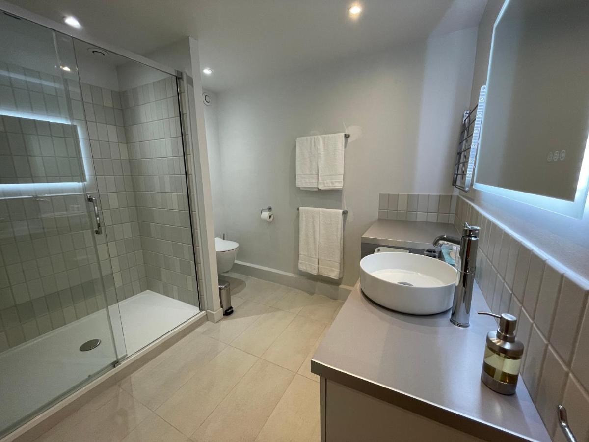 Appartement Mignon Calme Douillet Ascenseur Clim Etage Eleve Proche Parking Et Toutes Commodites Au Coeur Du Toulon Historique Zewnętrze zdjęcie