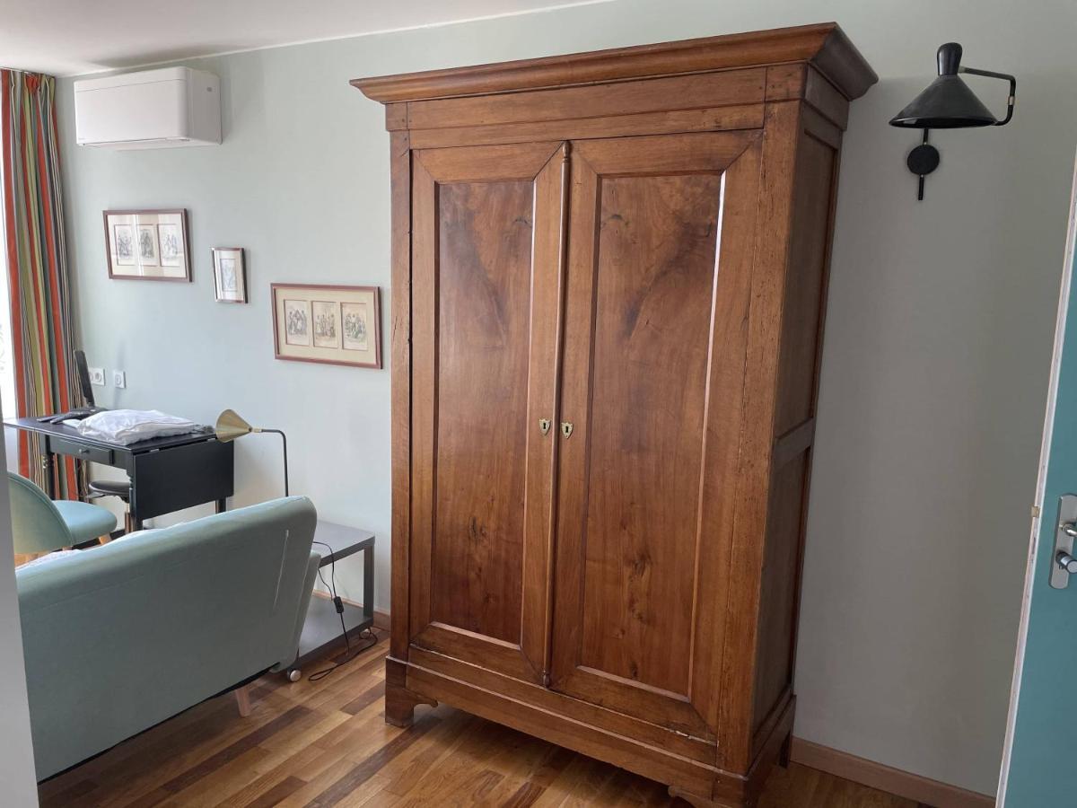 Appartement Mignon Calme Douillet Ascenseur Clim Etage Eleve Proche Parking Et Toutes Commodites Au Coeur Du Toulon Historique Zewnętrze zdjęcie