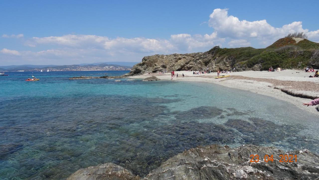 Appartement Mignon Calme Douillet Ascenseur Clim Etage Eleve Proche Parking Et Toutes Commodites Au Coeur Du Toulon Historique Zewnętrze zdjęcie
