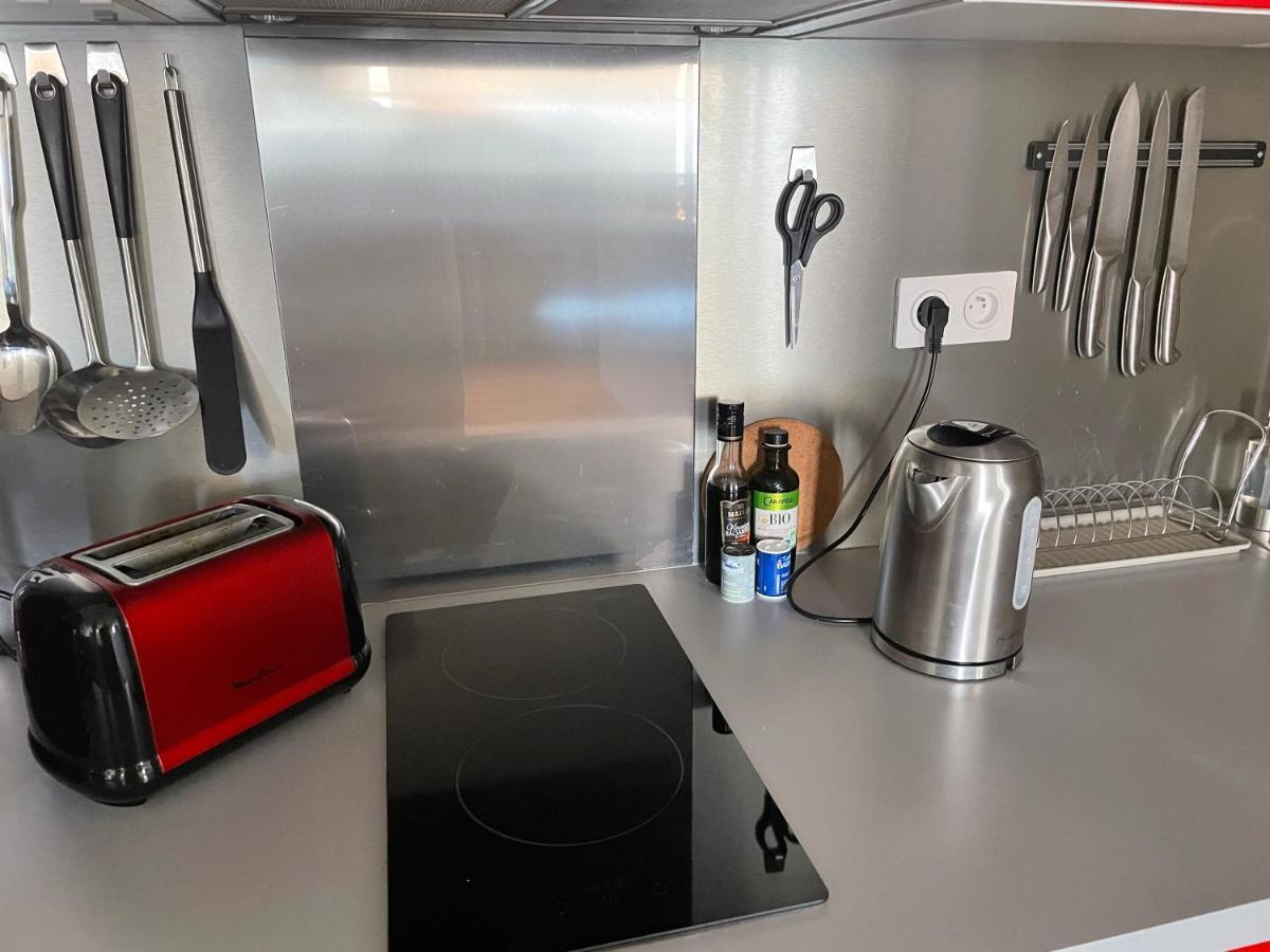 Appartement Mignon Calme Douillet Ascenseur Clim Etage Eleve Proche Parking Et Toutes Commodites Au Coeur Du Toulon Historique Zewnętrze zdjęcie