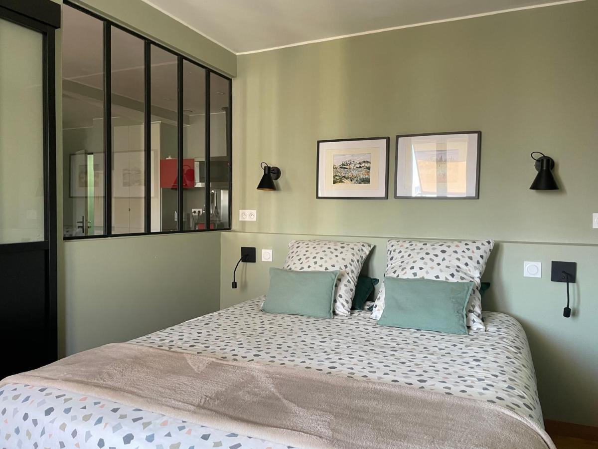 Appartement Mignon Calme Douillet Ascenseur Clim Etage Eleve Proche Parking Et Toutes Commodites Au Coeur Du Toulon Historique Zewnętrze zdjęcie