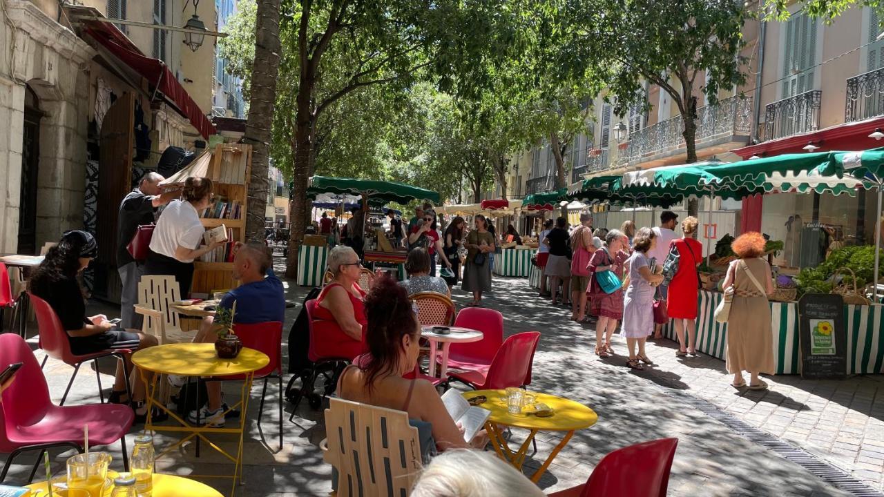 Appartement Mignon Calme Douillet Ascenseur Clim Etage Eleve Proche Parking Et Toutes Commodites Au Coeur Du Toulon Historique Zewnętrze zdjęcie